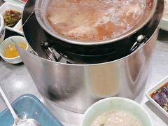 -潮界(LU·ONE凯德晶萃广场店)