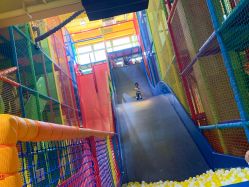 -宝燕乐园(闵行旗舰店)