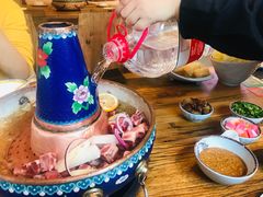 -毛辣果·贵州红酸汤牛肉火锅(西单店)