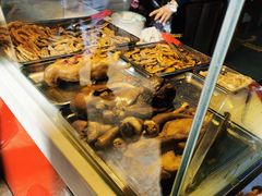 藤椒鸭翅鸭脚-王浩儿纪六孃甜皮鸭(东大街店)