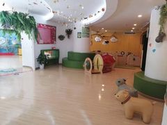 -乐融儿童之家早教托育(武昌校区)