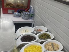 自助取餐区-钟方模白家肥肠粉(春熙店)