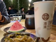 大红袍珍珠奶茶-湊湊火锅·茶憩(杭州湖滨银泰in77店)