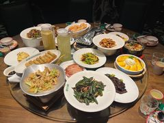 -新白鹿餐厅(滨江银泰店)