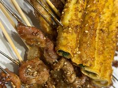 -东方一串·鲜肉小串·小酒馆(壹航城店)