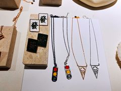 -LADY FAFA(巨鹿路陕西南路路口店)