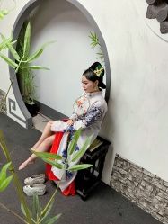 点击看大图 -盘子女人坊古装写真摄影(南京总店)