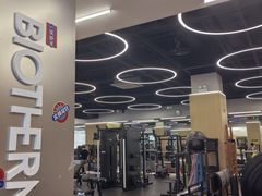 -Z&B Fitness Studio·Gym(前滩L+PLAZA店)