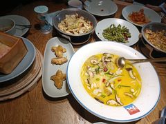 -蜜桃餐厅·伴山(湖滨商业街店)