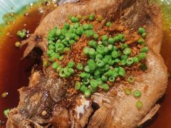 蒜香豉油糖鲈鱼-六婶西关小厨(光塔路店)