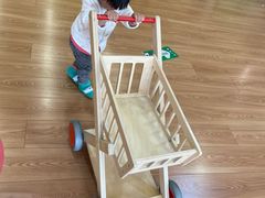 -乐融婴幼儿成长中心(四季青校区)
