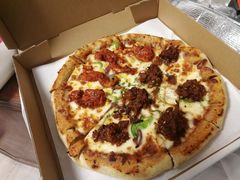 牛肉泡菜双拼披萨-宅恩特披萨(百汇城店)