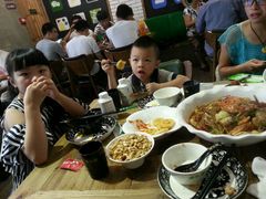 -朋友圈概念餐厅(象山万达广场店)