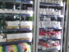 -沃尔玛(前山店)