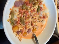 -楠小云·云南鲜牛野生菌自助火锅(九眼桥店)