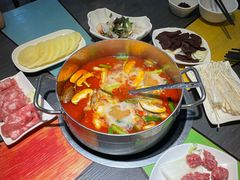 -四季喧黔味豆米火锅(万达广场店)