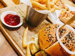 祖母至尊汉堡-G+KITCHEN(龙湖狮山天街店)