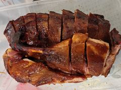 -狗撵鸭(泰山公寓店)