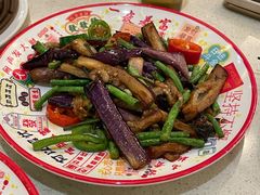 -潮庭港式茶餐厅·熊仔奶茶(同济广场店)