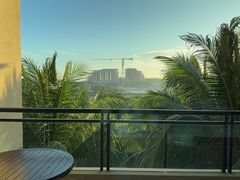 -海南清水湾莱佛士酒店