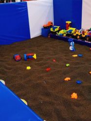 -开心哈乐亲子乐园(东森时尚百货店)