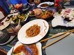 -忘忧草融合私房菜(红鼎国际店)