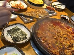 -红辣椒八爪鱼特色韩国料理专门店(远景路旗舰店)