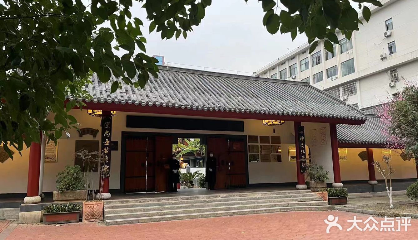 对这种庭院式餐厅无法抗拒