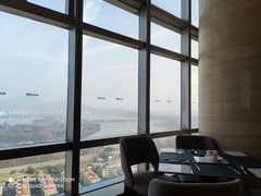 -湖景知味西餐厅•自助餐• 轻食(南京金茂威斯汀大酒店)
