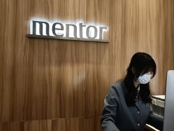 -Mentor Hair Salon