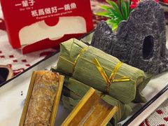 -刘姐啤酒鱼民族演艺餐厅(西街总店)