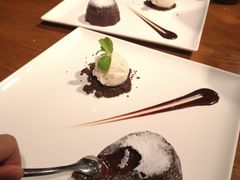 巧克力熔岩蛋糕-弗兰克牛排西餐厅Ribone steak house(柠檬花园店)