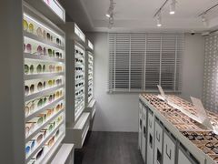 -目艮眼镜SHOWROOM(品牌集合店)