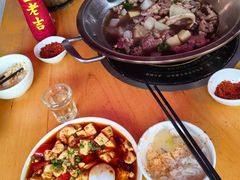 -大众跷脚牛肉馆·非遗传承单位(峨眉山店)