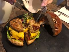 -HIGH FIVE哈福手工汉堡(桂林路店)