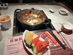 -尚尚仙·酸汤猪手·猪肚鸡火锅(华联万柳购物中心店)