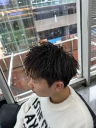 -藤野造型烫染·漂发