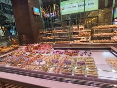 -巴黎贝甜(大宁国际商业广场店)
