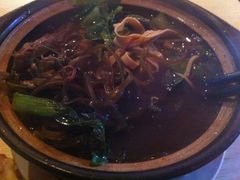 牛尾丸子砂锅-清真·穆萨砂锅(大皮院店)