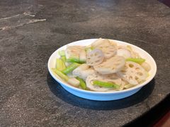 荷塘小炒-上名堂·鱼头好吃(体育场路店)