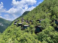 -蝶舞清江·恩施地心谷景区