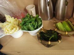 -老房老舍重庆火锅(假日城市店)