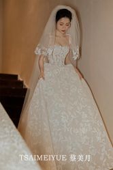 -台湾蔡美月婚纱租赁