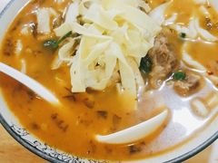 -阿彬生炒牛肉面(解放路店)