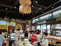 -皇冠幸福里动物奶油生日蛋糕(万达店)