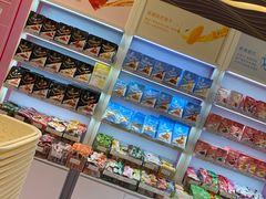 -良品铺子(五角场万达店)