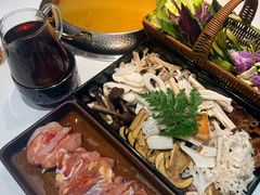 -花菇朵 ll 野生菌锅·精品滇菜(后沙峪店)