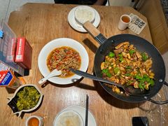-聚鑫朋酸菜肥肠(九龙仓店)