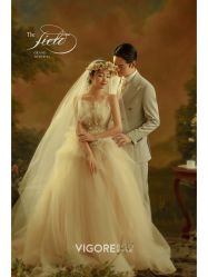 -雪中彩影婚纱摄影·微光艺术中心