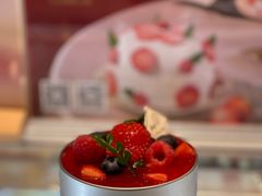 -花花卷卷·鲜食蛋糕(静安久光百货店)